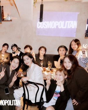 Lee Lang Instagram - FFF(Fun, Fearless, Female) NIGHT: 디지버지는 고트 여성 모임… 다녀왔다. 일평생 김윤아 언니를 사랑했기에 참석자 명단을 받고 달려감🖤😭🤍
COSMOPOLITAN 이예지 에디터님의 @papersalt_ 여자수집력에 박수와 찬사를 보냅니다. 🐐: 강지영 아나운서, 강말금 배우, 김규진&김세연 부부, 가수 김윤아, 김초희 감독, 유튜버이자 작가 김겨울, 류성실 미술가, 류성희 미술감독, 댄서 모니카, 가수 이랑, 이슬아 작가, 임현주 아나운서, 정서경 작가, 트와이스 채영