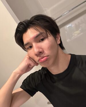 Lee Long Shi Instagram - ความพ่ายแพ้ที่มาพร้อมกับแผลแสบๆบนใบหน้า🥹🥊