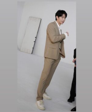 Lee Min-ki Instagram - .
4월 ELLE 때.