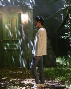 Lee Min-ki Instagram - .
윤회

- Nell. 위로 [危路] -

위험한 길.