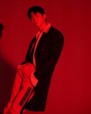 Lee Min-ki Instagram - .
ARENA 4월.