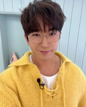 Lee Min-woo Instagram - @jj_1986_jj 재친구 촬영하던 날~😊
👉잠시 후6시 유튜브 <우하머그> 채널에서💕 Ep.16 놓치지 말라귤🍊