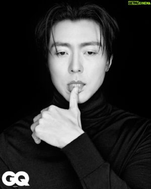 Lee Moo-saeng Instagram - ‘신스틸러’ 그리고 ‘이무생로랑’

깊이 있는 눈빛과 다채로운 표정
그에 걸맞는 감성적인 분위기까지 🔥

무생 배우의 매력이 빠짐없이 담긴
NEW 화보가 공개됐습니다 👍🏻

#배우 #leemusaeng #지큐 #GQ #GQKOREA #화보 #4월호 #에일리언컴퍼니 #aliencompany