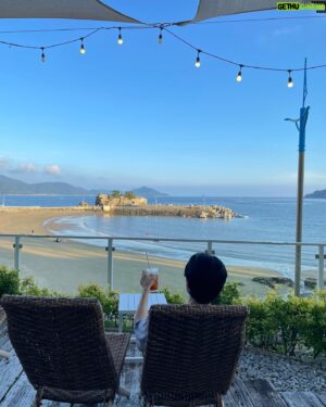 Lee Moo-saeng Instagram - ⠀
🏖️
⠀
#배우 #이무생 #leemusaeng
@aliencompany_official
