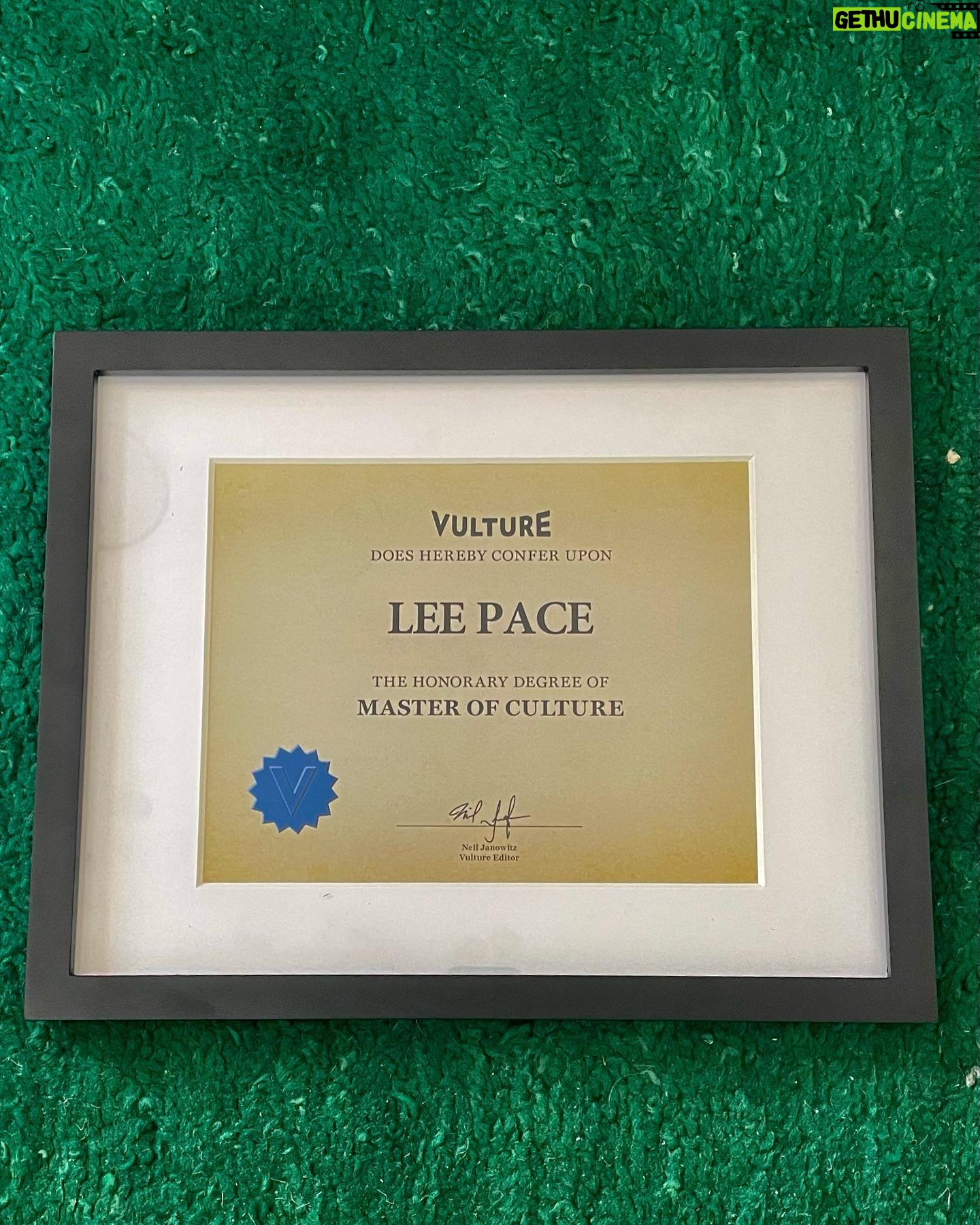 Lee Pace - 88.4K Likes - THANK YOU. @vulture 👨🎓