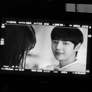Lee Sae-on Instagram - 😏🖤🙃