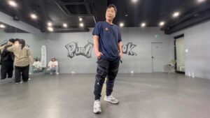 Lee Sang-jun Instagram - 춤추고 싶다. 다틀리던 시절인데도 그냥 뭉클하고 재밋다 재밋어 재밋다 재밋어 유소포니이이이이이 아이키천재!! #처음과끝음성은내목소리입다아아아아