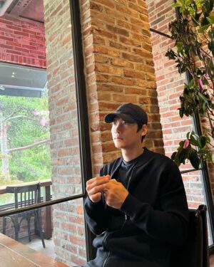 Lee Sang-woo Instagram - drama 빨간풍선
  구미호뎐1938 

잘~찍고있습니다~~ 화이팅~🎊