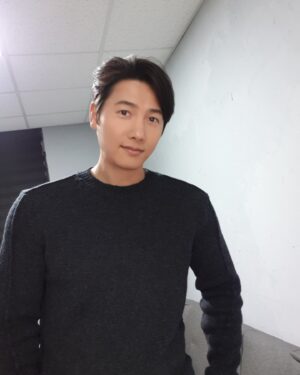 Lee Sang-woo Instagram - 메리크리스마스~🎄