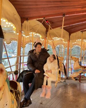 Lee Sang-woo Instagram - #빨간풍선 회전목마 미풍이랑~~🎈🎈🎈
오늘도 본방사수~~~👌