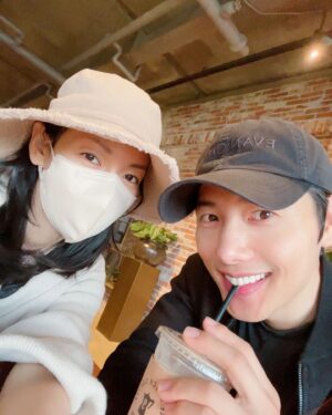Lee Sang-woo Instagram - drama 빨간풍선
  구미호뎐1938 

잘~찍고있습니다~~ 화이팅~🎊