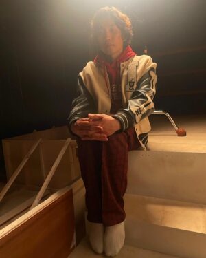 Lee Sang-yi Instagram - 홍우진
#사냥개들 #bloodhounds @netflixkr