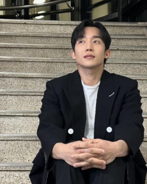 Lee Sang-yi Instagram - 2023 겨울

2023 끝