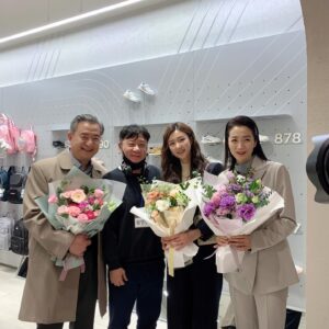 Lee Seo-An Instagram - 지금까지 #공작도시 를 시청해주셔서
감사합니다 ❤️
정말 행복하게 촬영했습니다
잊지않을게요.
#공작도시 #정은정 안녕👋🏻