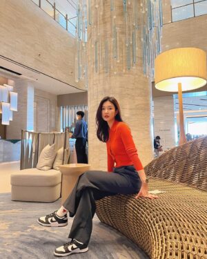Lee Seo-An Instagram - 😎 
#행복했다 
#부산

#여행#우정다짐#부산여행#우정여행