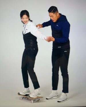 Lee Seo-An Instagram - 🎬#광고촬영

#슬레진저#광고
#김동현#김동현슬레진저
#고급스러운#운동복패션