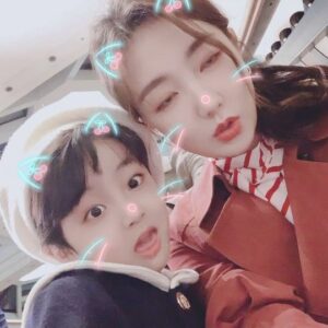 Lee Seo-An Instagram - #공작도시 
감독님 작가님 선배님들 배우분들 
스태프모든 분들이 힘을 합쳐서 
명작 하나 만들어 냈습니다 😉
다들 너무너무 고생하셨어요 🙏🏻
#공작도시 재방에서 보자 👋🏻