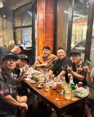 Lee Si-eon Instagram - 제이씨마트
오픈축하 츠나 ㅎ
즐거운 한가위 마무리
#제이씨마트 연산점
#골치기
내얼굴안나와서 원석이얼굴짤림 ㅋ스가 쏘리 ㅎ
골치기와 jc마트 많이 이요우탁합이당ㅎ