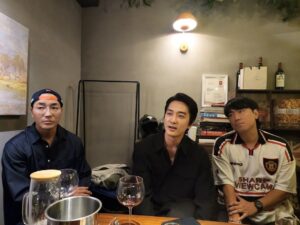 Lee Si-eon Instagram - 오늘밤 tvn플레이어2
8시50분
본방사수우!!!!!