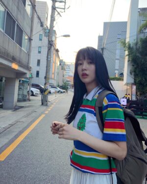 Lee So-hee Instagram - 어렸을때 아닌데ㅎㅎ