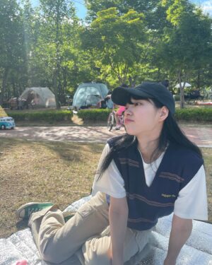 Lee So-hee Instagram - 비눗방울이랑 연날리기로 인싸 된 날