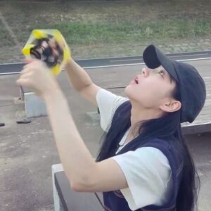 Lee So-hee Instagram - 비눗방울이랑 연날리기로 인싸 된 날