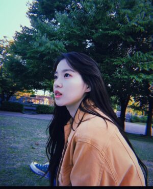 Lee So-hee Instagram - 저거 분명 내 신발인데