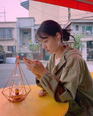 Lee So-hee Instagram - 이쁘다..❤️..(우리콩이 삽살개)