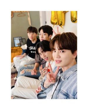 Lee Sung-jong Instagram - #인피니트 #11주년 #사랑해 맴버들 #성규형 #동우형 #우현이형 #성열이형 #명수형 #막내성종 #인스피릿 #고마워요 #영원히