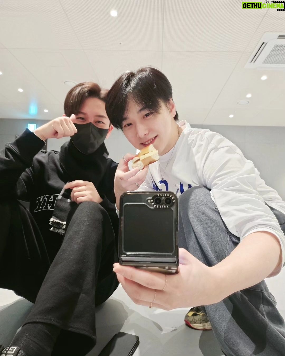 Lee Sung-min - 25.5K Likes - 수찬씨와 특별한 콜라보!
기대해주세요😁
푸-푸루루 푸-푸린-
#프린수찬 #김수찬