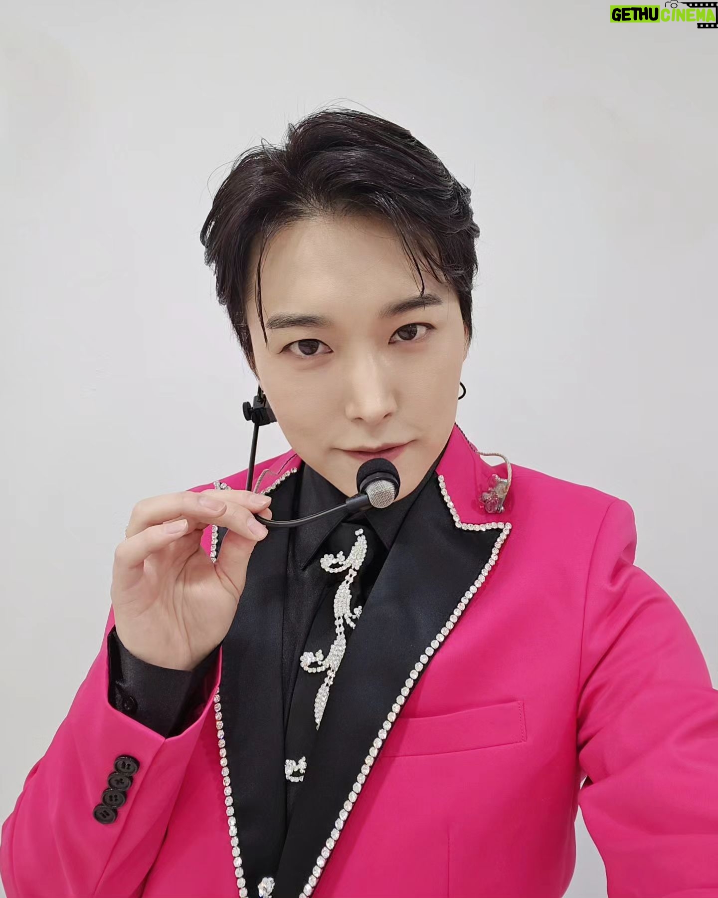 Lee Sung-min - 12.1K Likes - MBC ON <트롯챔피언>
오늘 밤 8시 성민이랑 #사랑이따끔⚡️
#트롯챔피언 에서 만나요~🎤
#SUNGMIN
#트롯챔피언