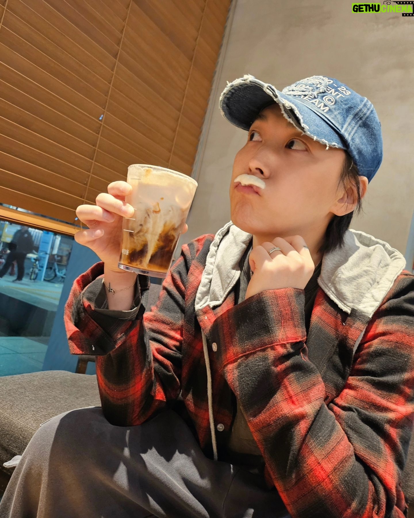 Lee Sung-min - 12.2K Likes - ☕️🌛