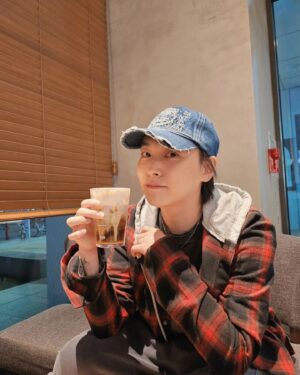 Lee Sung-min Instagram - ☕️🌛