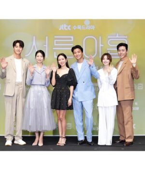 Lee Tae-hwan Instagram - 오늘 밤 10시30분 jtbc에서 만나요☺️
#서른아홉