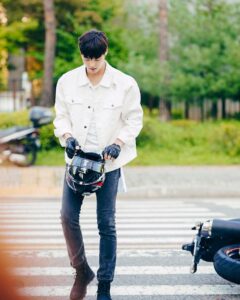 Lee Tae-hwan Top 100 Instagram Photos and Posts