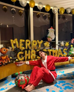 Lee Tae-ri Instagram - 🎅🏻🎄MERRY CHRISTHMAS🎄🎅🏻