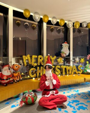 Lee Tae-ri Instagram - 🎅🏻🎄MERRY CHRISTHMAS🎄🎅🏻