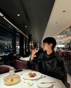 Lee Tae-ri Instagram - Hi Kyoto
#fauchonhotelkyoto #grandcafefauchon