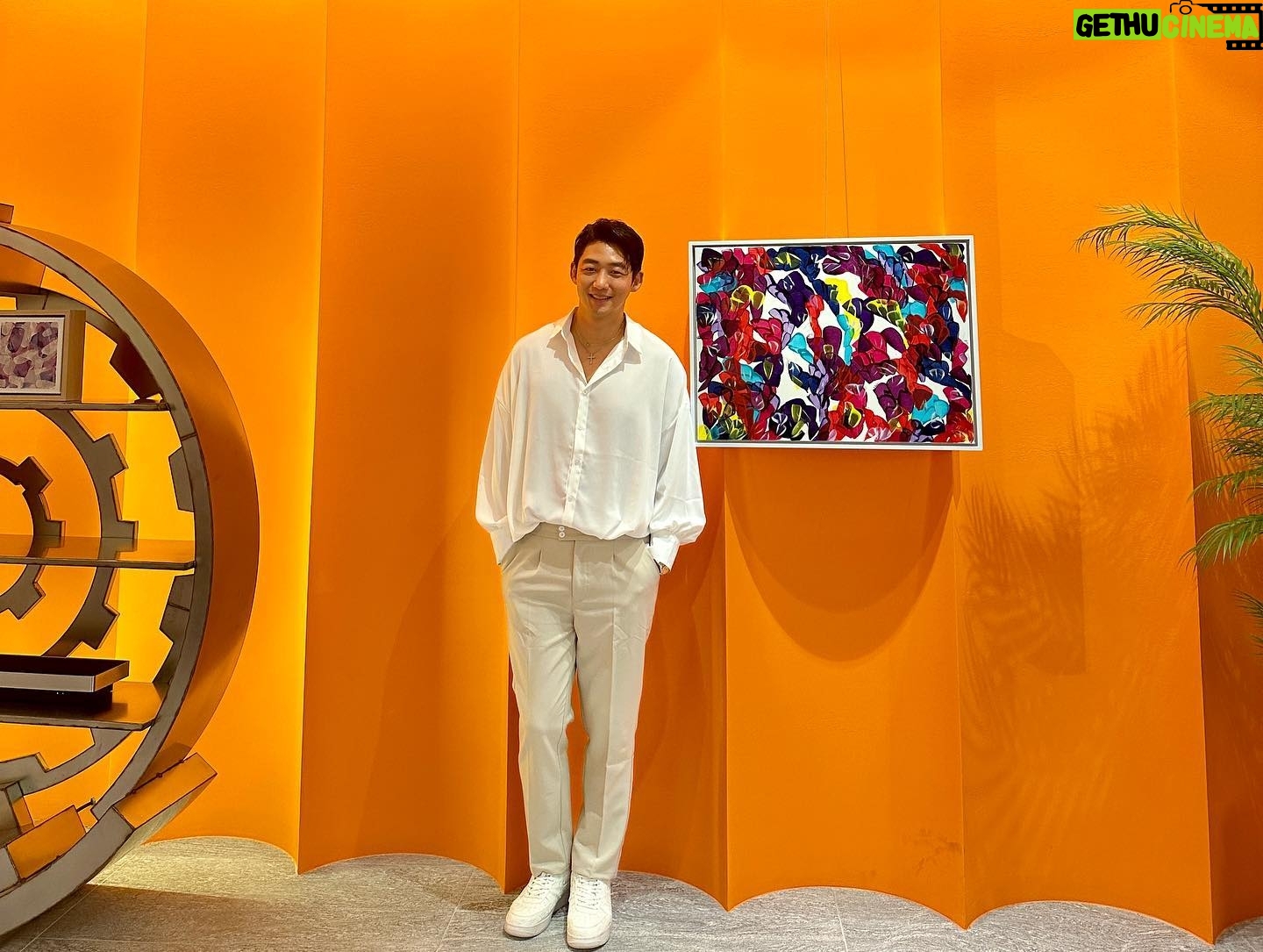 Lee Tae-sung - 1.5K Likes - 갤러리티 설치완료^^
서울 강남구 언주로 411 갤러리티빌딩
“그림콘서트”
7.4일 화요일 PM 7:00
많은 관심과 응원 부탁드려요~
#이태성작가#전시#그림콘서트