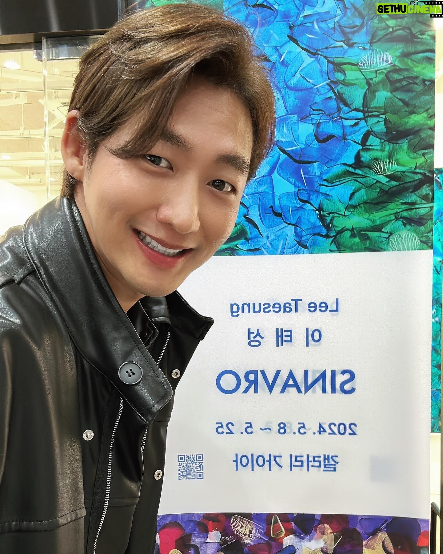Lee Tae-sung - 1.2K Likes - 8번째 개인전이 청담동 갤러리 가이아
(GAIA gallery)에서 오픈했습니다~
일시 : 5월 8일 - 5월 25일
장소 : 청담동 80-5 갤러리 가이아 1F
시간 : 평일 11:00 - 18:00 토요일,일요일 17:00
많은 관심과 응원 부탁드려요~~