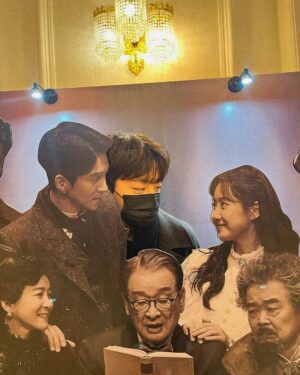 Lee Tae-vin Instagram - 제니야 어딜봐
@2xj_hee 
#갈매기