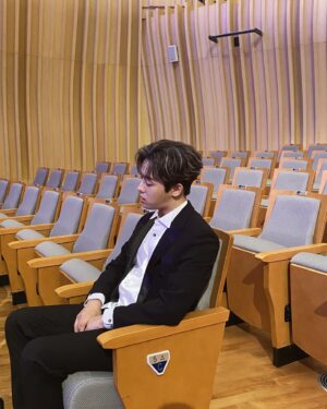 Lee Tae-vin Instagram - ?안잤는데? 
#펜트하우스 #민혁