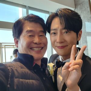 Lee Yeon-bok Instagram - 이상엽 결혼 축하해 정말 누구 보다도 행복할거야 둘이 너무 사랑 하는게 보여
영원히 친구처럼 살아 ~♡
#이상엽#결혼#행복해 #진짜사랑