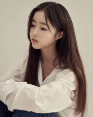 Lee Yeong-eun Instagram - 📷 🖤