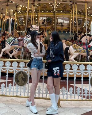 Lee Yeong-eun Instagram - P하루체험 with @yeojin_han_ 🤍