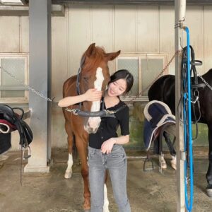 Lee Yeong-eun Instagram - 🐴