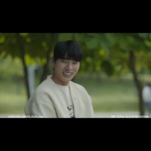 Lee Yi-kyung Top 100 Instagram Photos and Posts