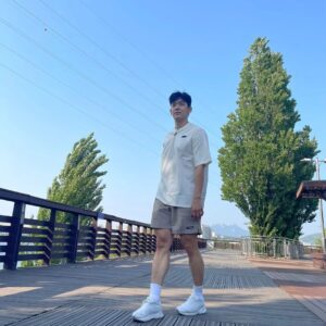 Lee Yong-dae Instagram - 선유도 공원 날씨 미쳤다 👍👍