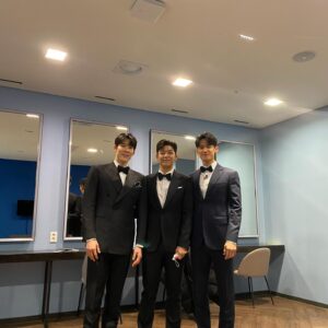 Lee Yong-dae Instagram - 뭉찬 마지막 촬영때😄

마린보이 윙크보이 태권보이 🏊‍♂️🏸🥋