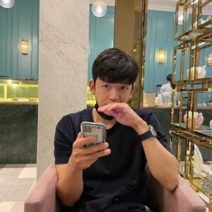 Lee Yong-dae Instagram - 오랜만✋